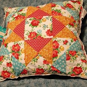 Pioneer Woman Vintage Floral Patchwork Throw Pillow/Brand New.